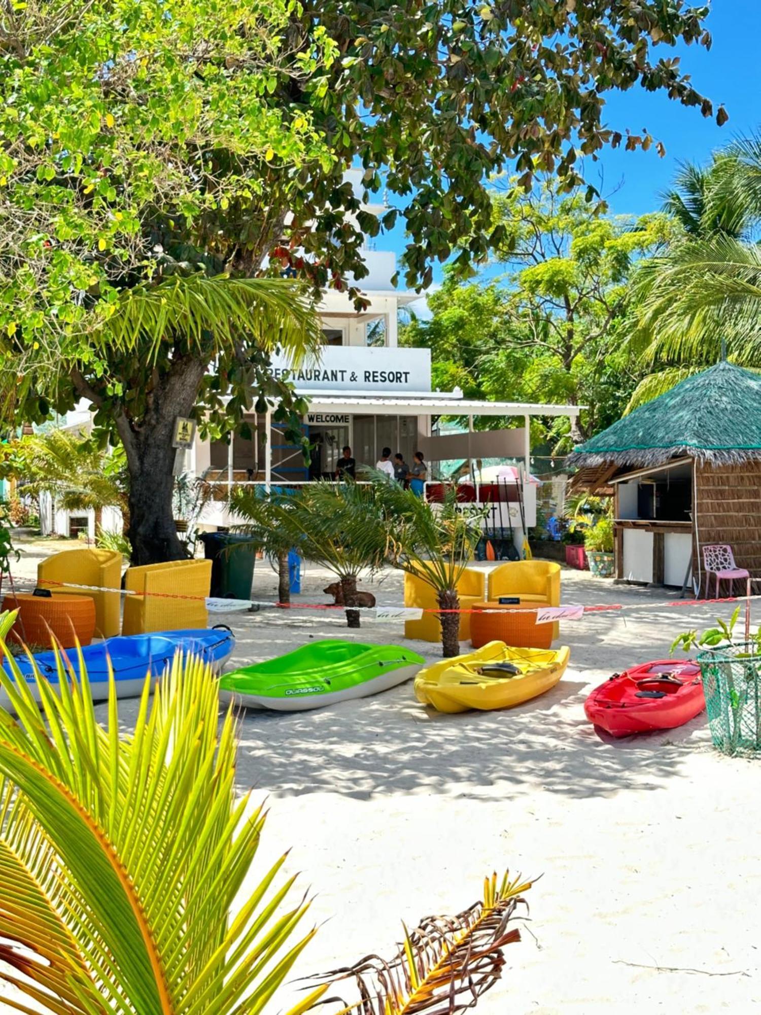 In Dai Aquasports And Beach Resort Santa Fe  Exteriér fotografie