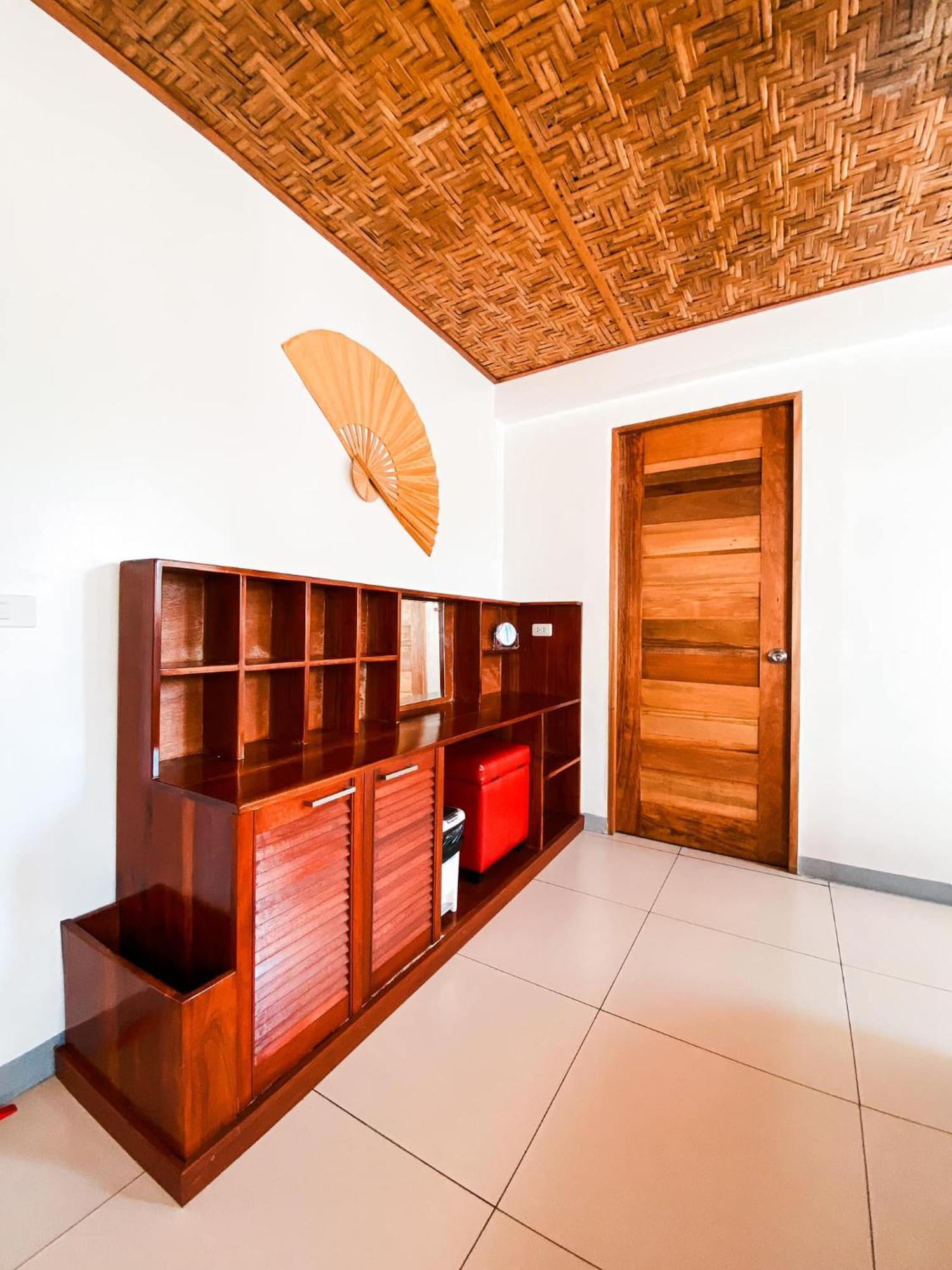 In Dai Aquasports And Beach Resort Santa Fe  Exteriér fotografie
